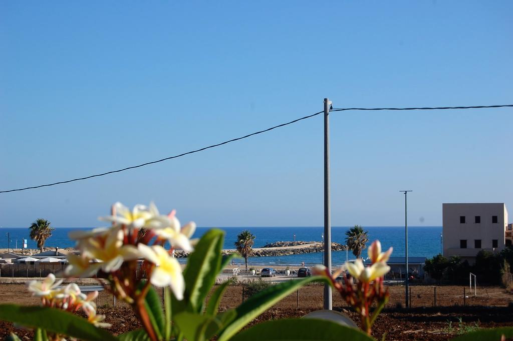 Hibiscus Rosso Βίλα Donnalucata  Εξωτερικό φωτογραφία
